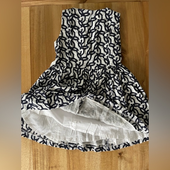 Brooks Brothers White and Navy Dress, Size 6 - Picture 4 of 5